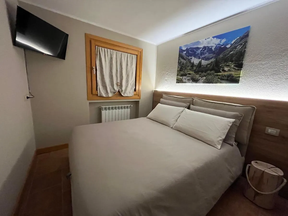 Apartment Chalet La Stella Alpina Ponte Di Legno Italy